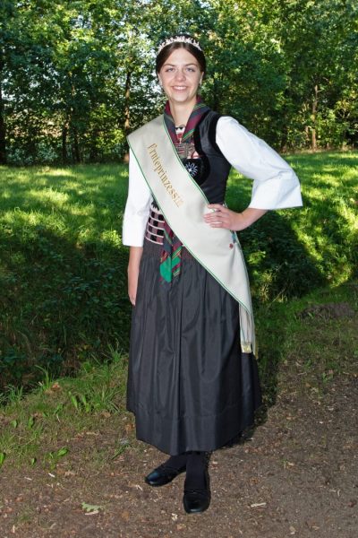 Ernteprinzessin Maya Lutter
